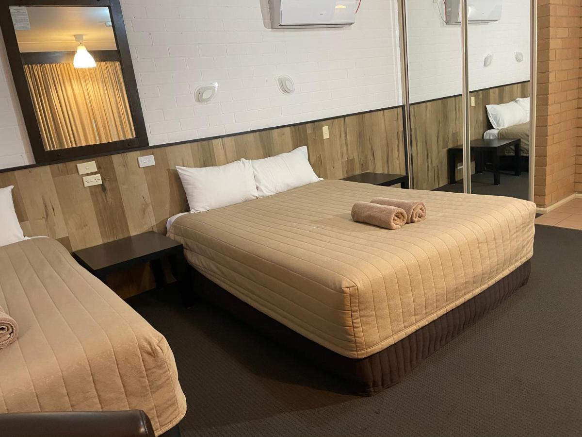 Countryman Motor Inn カウラ エクステリア 写真