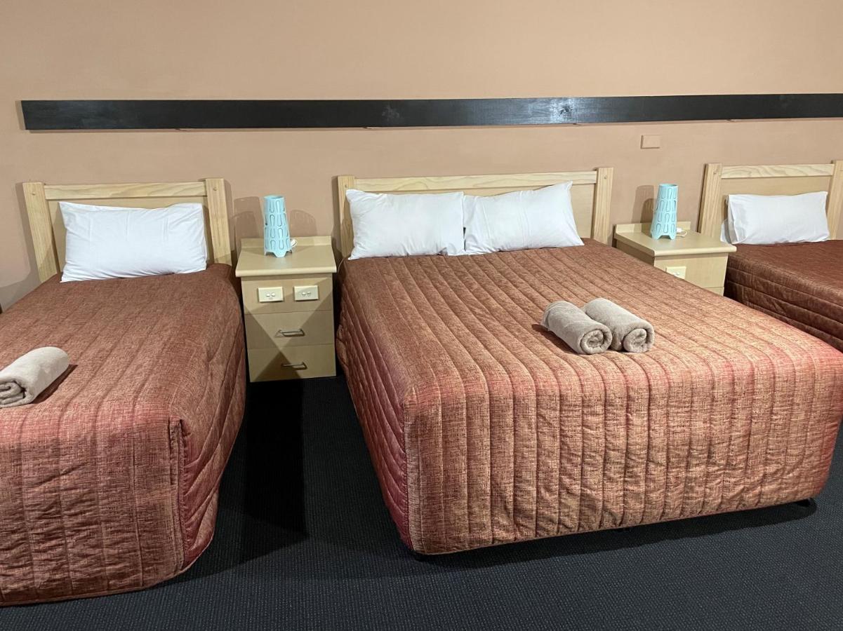 Countryman Motor Inn カウラ エクステリア 写真