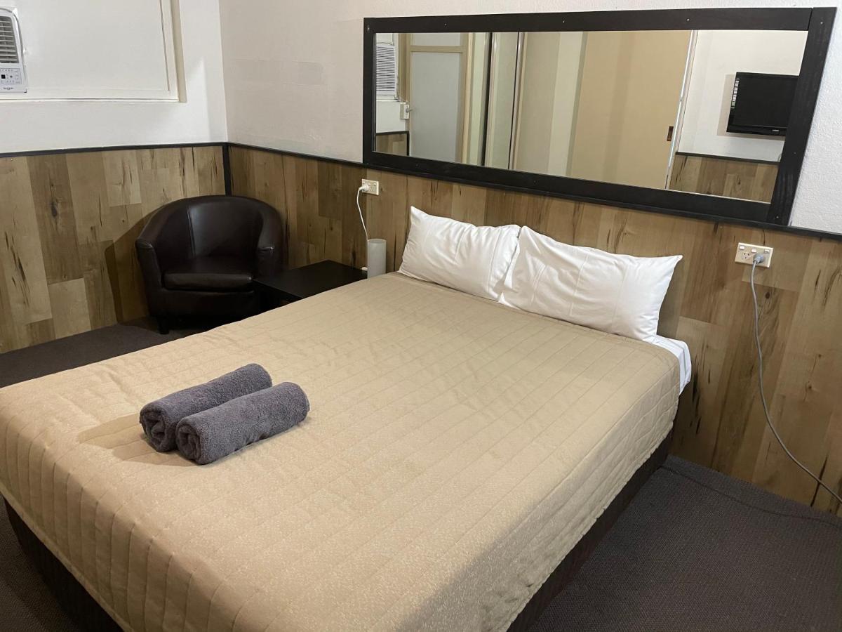 Countryman Motor Inn カウラ エクステリア 写真