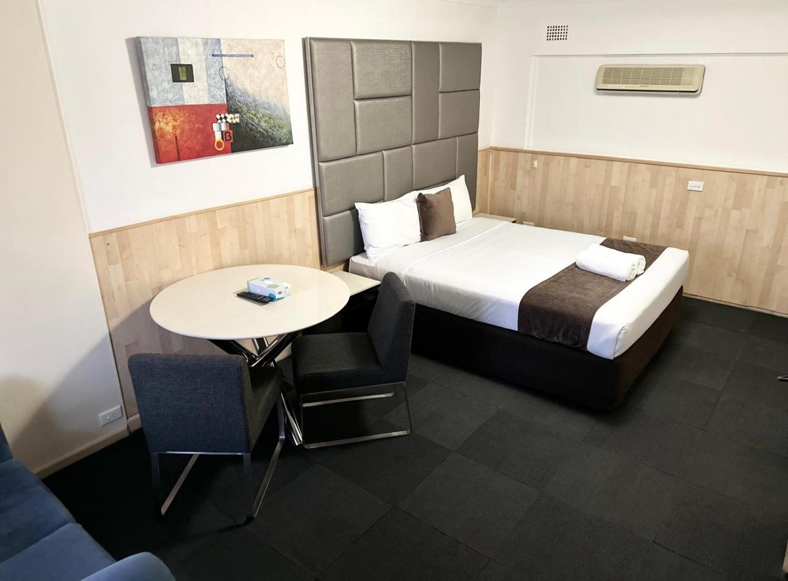 Countryman Motor Inn カウラ エクステリア 写真